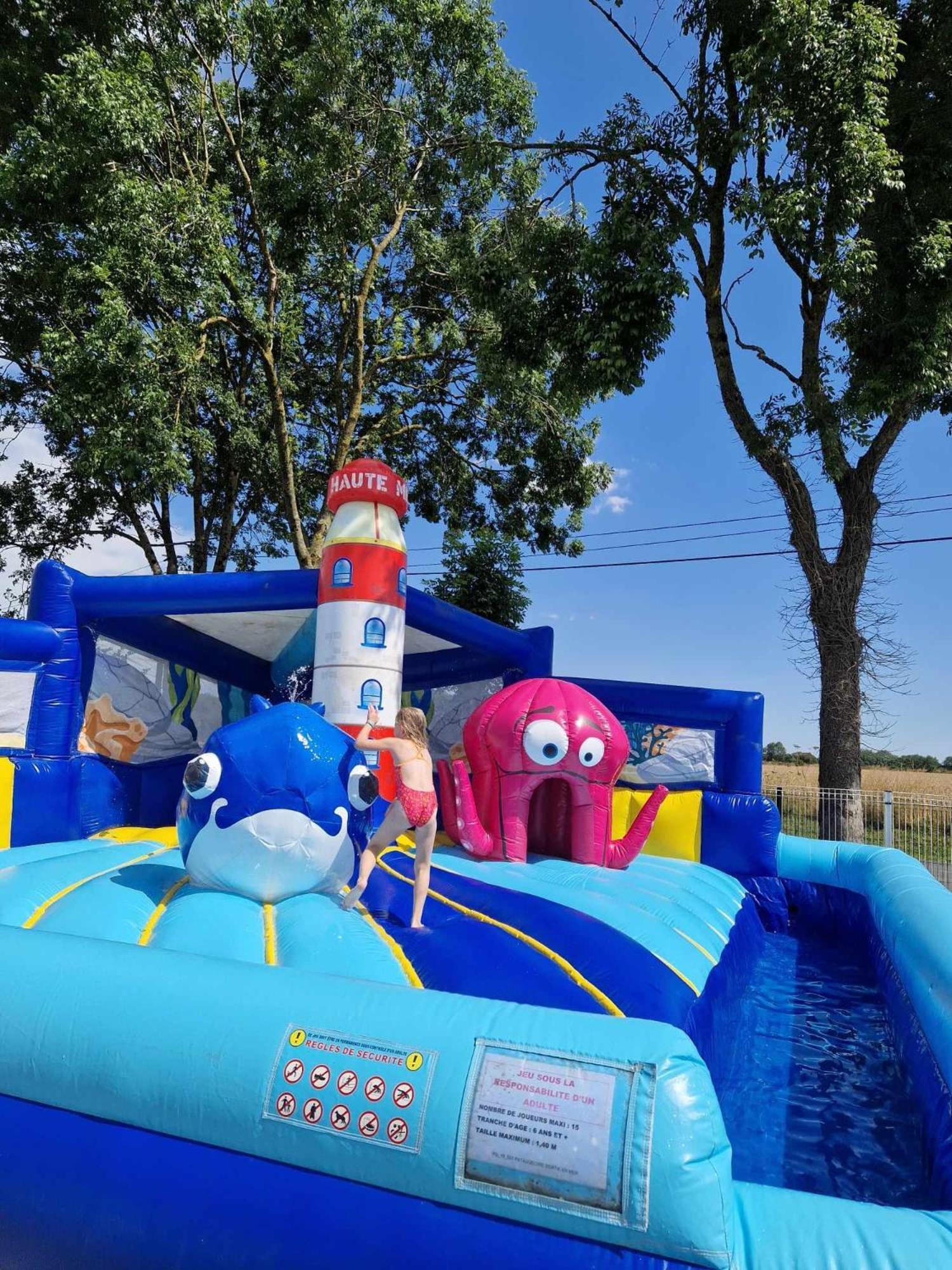 Camping Le Clos De Balleroy מראה חיצוני תמונה