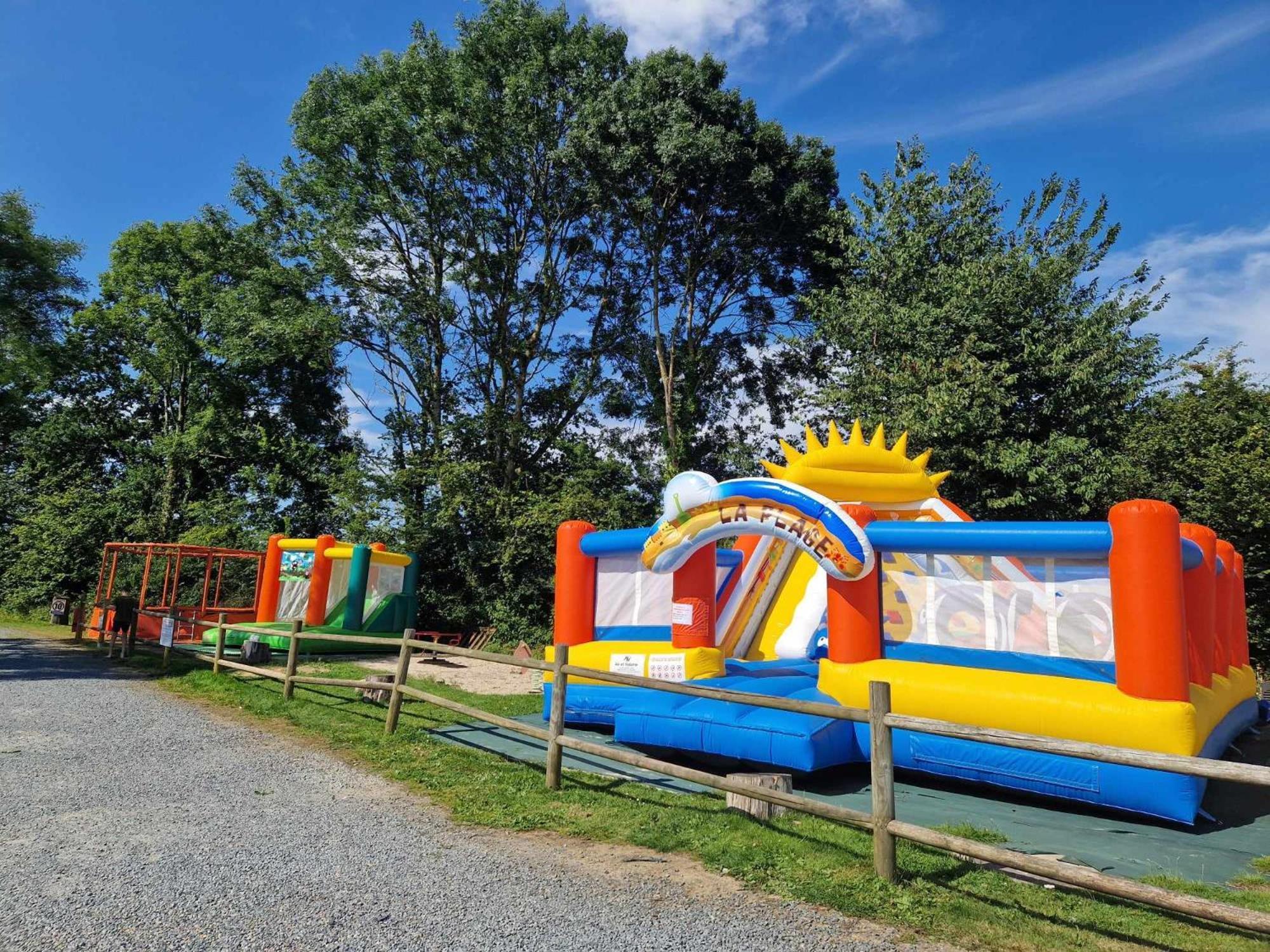 Camping Le Clos De Balleroy מראה חיצוני תמונה